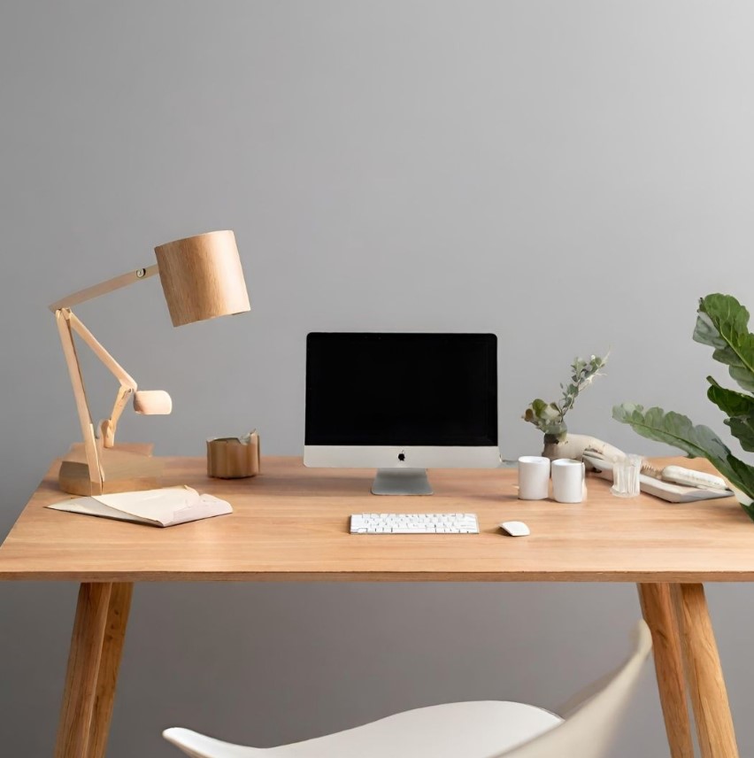 desk.jpg